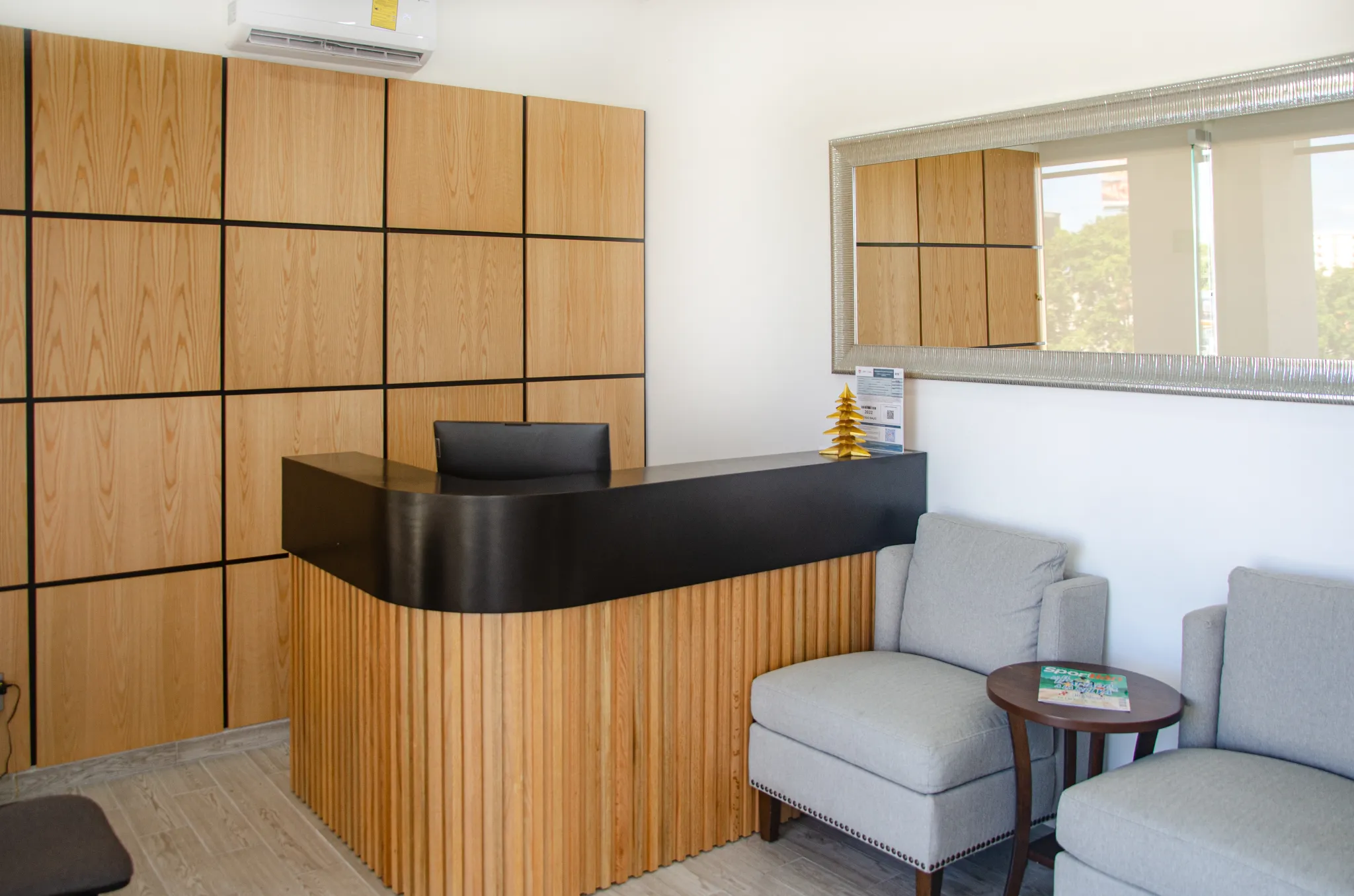 Recepción de la clínica Hair in Mexico en Cancún